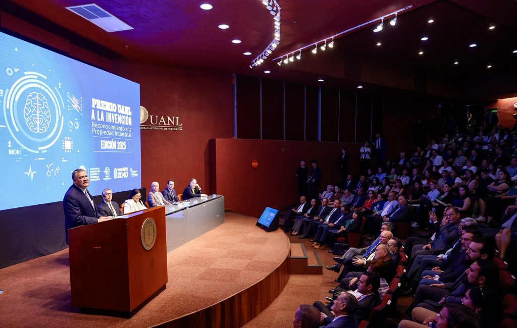 Premio INV 2025 RECTOR Santos Guzmán